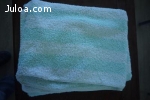 serviette blanc /vert claire